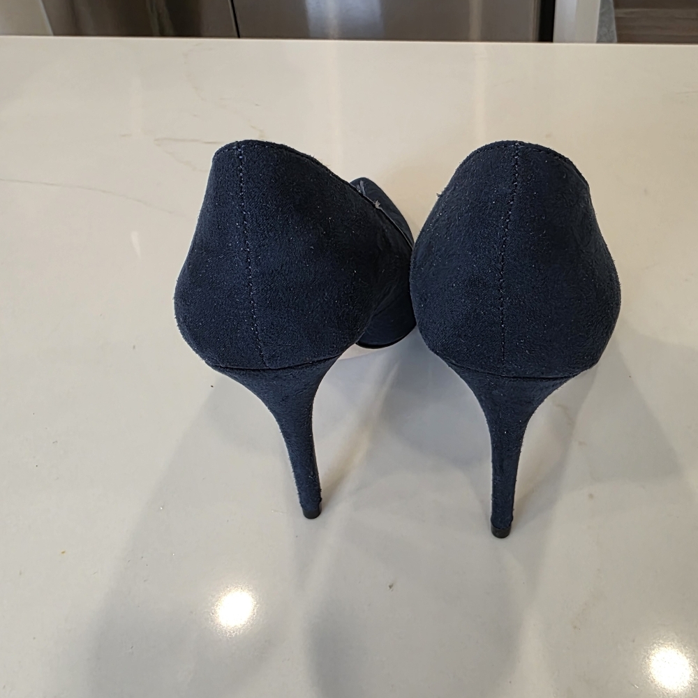Jessica Simpson Women's Navy Heels - Picture 3 of 4